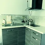 Cozy Near The Airport *