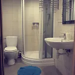 Cozy Near The Airport Apartamento *