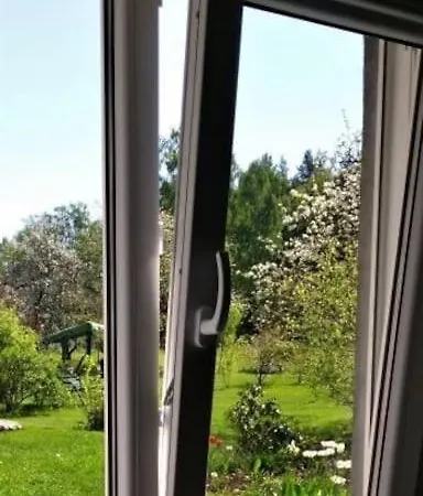 Cozy Near The Airport Daire